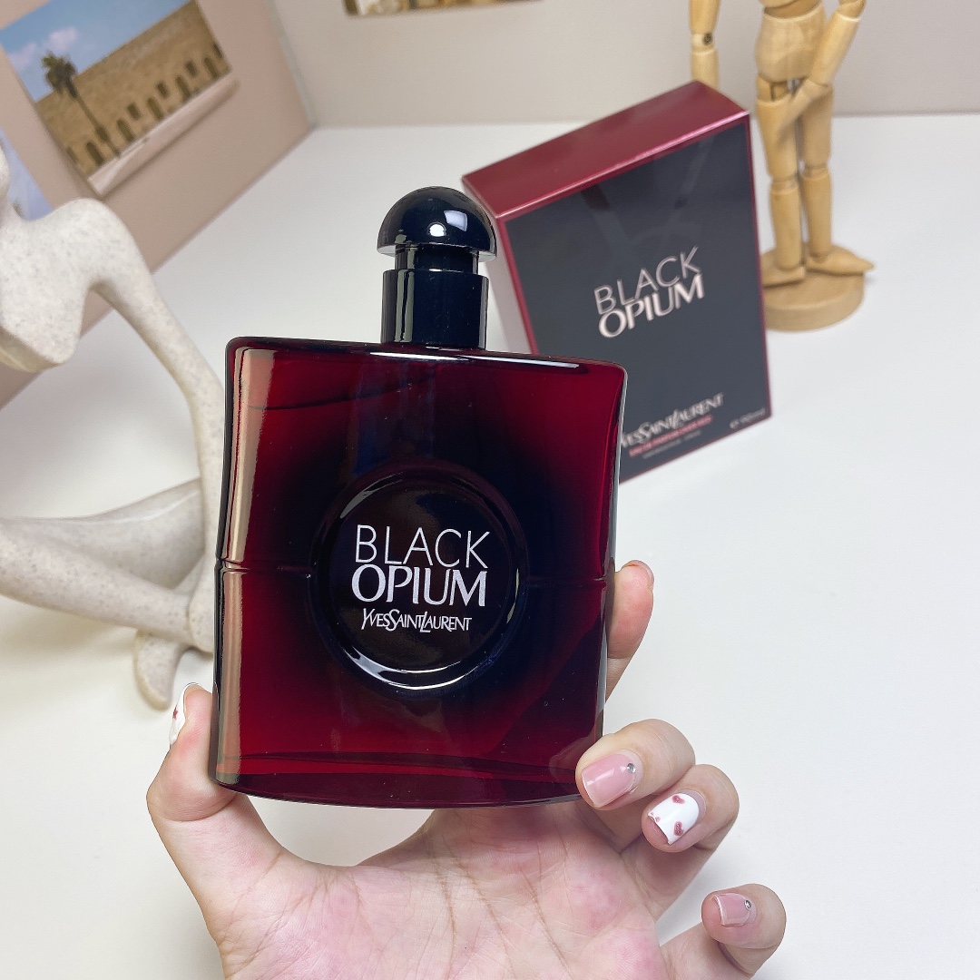 Saint Laurent perfume